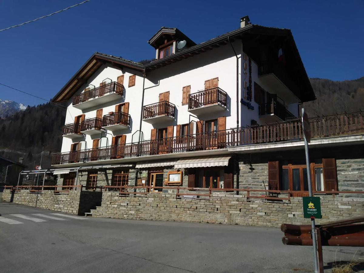 Hotel Beau Sejour Champorcher Exterior foto